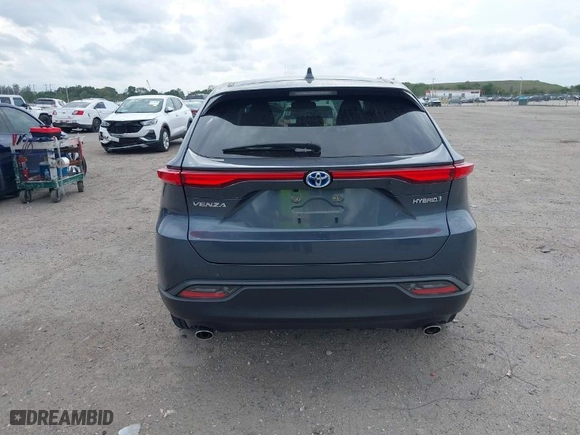 2022 Toyota Venza LE with VIN JTEAAAAH5NJ095986, listed as a IAAI auction lot 41756039 with NaN miles. Bid and sale history available at carsss.com. Image 16.