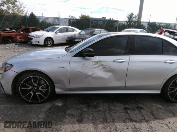 2018 Mercedes-Benz E AMG E 43 with VIN WDDZF6EB8JA486593, listed as a IAAI auction lot 40496961 with 78,160 mi miles. Bid and sale history available at carsss.com. Image 17.