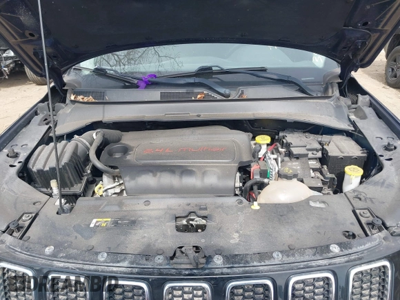 2018 Jeep Compass Limited with VIN 3C4NJDCB5JT259434, listed as a IAAI auction lot 41855772 with 57,333 mi miles. Bid and sale history available at carsss.com. Image 10.