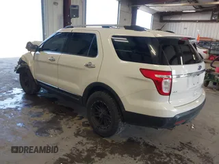2011 Ford Explorer XLT with VIN 1FMHK7D84BGA57023, listed as a IAAI auction lot 42023816 with 205,238 mi miles and . Bid and sale history available at DreamBid. Image 3.