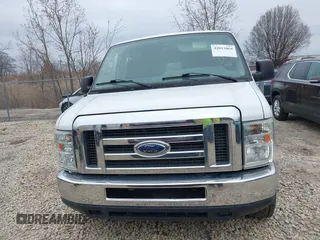 2013 Ford Econoline Cargo Commercial z VIN 1FTNE2EW5DDA32862, wystawiony jako IAAI lot #42012064 z przebiegiem 123 985 mil mil oraz . Historia ofert i sprzedaży dostępna na DreamBid. Obrazek 12.