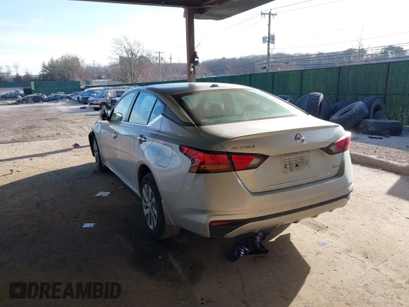 2019 Nissan Altima 2.5 S with VIN 1N4BL4BW5KC212554, listed as a IAAI auction lot 41340107 with 87,165 mi miles. Bid and sale history available at carsss.com. Image 3.