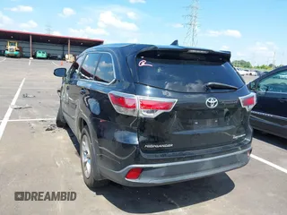 2015 Toyota Highlander Limited with VIN 5TDDKRFH3FS178486, listed as a IAAI auction lot 42658588 with 137,213 mi miles and . Bid and sale history available at DreamBid. Image 3.