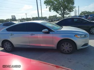 2014 Ford Fusion S with VIN 3FA6P0G7XER124010, listed as a IAAI auction lot 41899089 with 115,406 mi miles. Bid and sale history available at carsss.com. Image 13.
