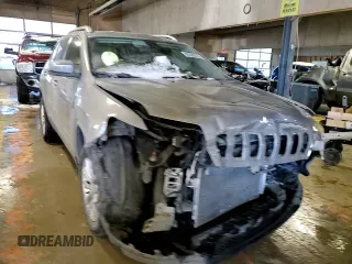 2020 Jeep Cherokee Latitude with VIN 1C4PJMCB2LD651255, listed as a Copart auction lot 88326875 with 120,622 mi miles and Non Repairable. Bid and sale history available at carsss.com. Image 12.