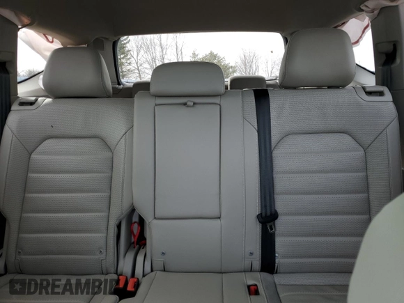 2021 Volkswagen Atlas SEL Premium R-Line with VIN 1V2FR2CA8MC561355, listed as a Copart auction lot 46217855 with 57,076 mi miles and Salvage title. Bid and sale history available at DreamBid. Image 10.