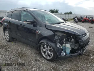 2013 Ford Escape Titanium with VIN 1FMCU0J90DUD84886, listed as a Copart auction lot 57292254 with 158,149 mi miles and Non repairable. Bid and sale history available at DreamBid. Image 4.