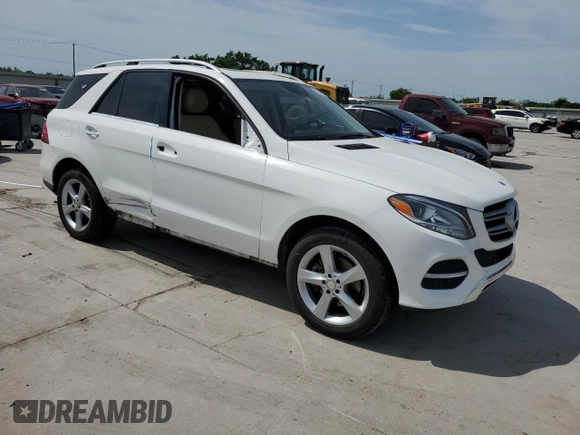 2017 Mercedes-Benz GLE 350 z VIN 4JGDA5JB1HA841287, wystawiony jako Copart lot #52943465 z przebiegiem 72 295 mil mil oraz Szkoda całkowita • Salvage title. Historia ofert i sprzedaży dostępna na DreamBid. Obrazek 4.