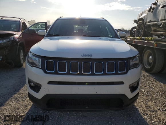 2021 Jeep Compass Latitude с VIN 3C4NJDBB9MT584206, выставлен на аукционе Copart как лот 53272225 с пробегом 95 937 миль миль и Списание • Salvage title. История ставок и продаж доступна на DreamBid. Изображение 5.