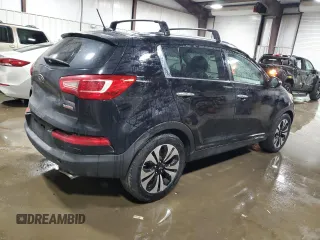 2011 Kia Sportage SX with VIN KNDPCCA69B7114437, listed as a Copart auction lot 44776805 with 221,806 mi miles and Salvage Title. Bid and sale history available at carsss.com. Image 3.