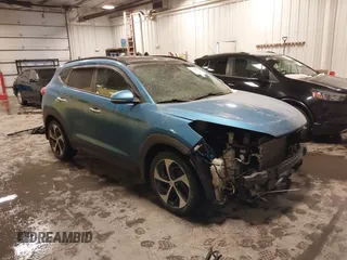 2016 Hyundai Tucson Limited with VIN KM8J33A27GU085639, listed as a IAAI auction lot 41733158 with 111,155 mi miles. Bid and sale history available at carsss.com. Image 1.