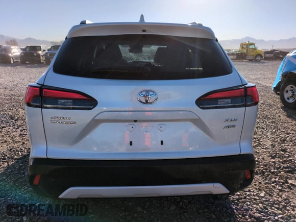 2024 Toyota Corolla Cross XLE with VIN 7MUDAABG4RV112959, listed as a Copart auction lot 50553405 with 4,204 mi miles and Salvage title. Bid and sale history available at DreamBid. Image 6.