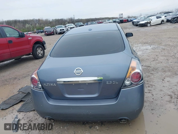 2012 Nissan Altima 2.5 S with VIN 1N4AL2AP3CN404443, listed as a IAAI auction lot 41965031 with 121,613 mi miles. Bid and sale history available at carsss.com. Image 16.