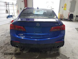 2018 Acura TLX w/A-SPEC Pkg with VIN 19UUB2F68JA006094, listed as a IAAI auction lot 41680053 with 101,959 mi miles. Bid and sale history available at carsss.com. Image 16.