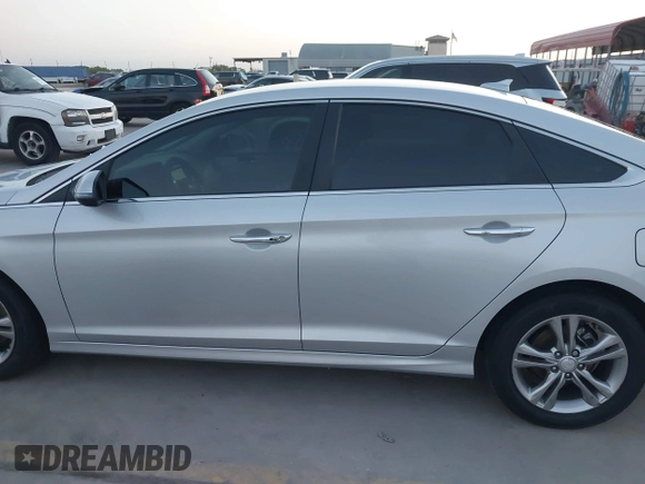 2018 Hyundai Sonata SEL with VIN 5NPE34AF1JH673343, listed as a IAAI auction lot 41827225 with 29,732 mi miles and . Bid and sale history available at carsss.com. Image 15.