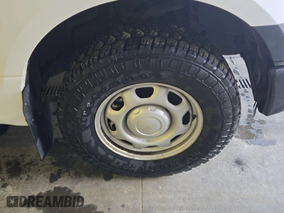 2016 Ford F-150 XLT with VIN 1FTFX1EF4GKD19439, listed as a IAAI auction lot 42774125 with 168,570 mi miles and . Bid and sale history available at DreamBid. Image 5.