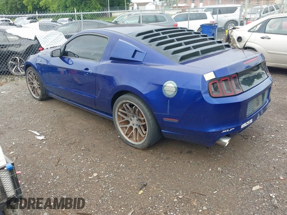 2014 Ford Mustang V6 с VIN 1ZVBP8AM7E5267695, выставлен на аукционе IAAI как лот 42535101 с пробегом 109 183 миль миль и . История ставок и продаж доступна на DreamBid. Изображение 3.