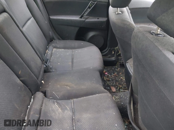 2010 Mazda 3 i Sport with VIN JM1BL1SF1A1235008, listed as a IAAI auction lot 42199889 with Not Provided miles and . Bid and sale history available at DreamBid. Image 8.