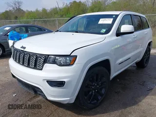 2018 Jeep Grand Cherokee Laredo E with VIN 1C4RJEAG2JC353398, listed as a IAAI auction lot 41846316 with 116,043 mi miles. Bid and sale history available at carsss.com. Image 2.
