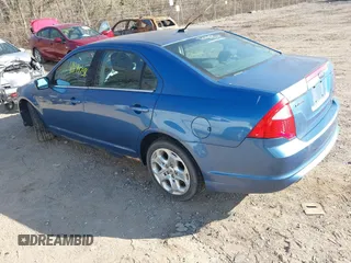 2010 Ford Fusion SE with VIN 3FAHP0HG5AR137605, listed as a IAAI auction lot 41894738 with 271,496 mi miles and . Bid and sale history available at carsss.com. Image 3.