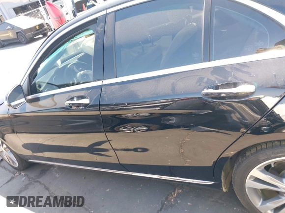 2017 Mercedes-Benz C 300 with VIN 55SWF4JB0HU183802, listed as a IAAI auction lot 42666877 with Not provided miles and . Bid and sale history available at DreamBid. Image 15.