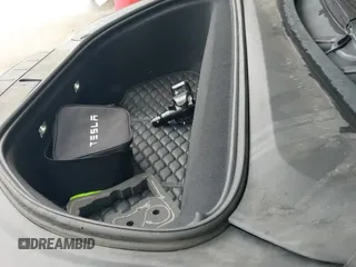 2016 Tesla Model X P90D с VIN 5YJXCBE49GF022006, выставлен на аукционе IAAI как лот 42248967 с пробегом 143 439 миль миль и . История ставок и продаж доступна на DreamBid. Изображение 18.
