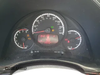 2014 Volkswagen Beetle Entry с VIN 3VWF17AT0EM641935, выставлен на аукционе Copart как лот 59895045 с пробегом 174 416 миль миль и Чистый • Clean title. История ставок и продаж доступна на DreamBid. Изображение 9.