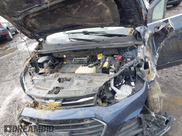 2018 Chevrolet Trax LT with VIN 3GNCJPSB6JL416227, listed as a IAAI auction lot 41954191 with 58,076 mi miles and . Bid and sale history available at carsss.com. Image 10.