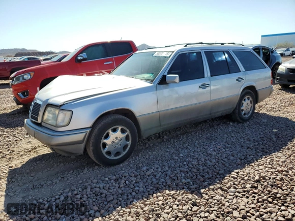 1994 Mercedes-Benz E with VIN WDBEA92E2RF283381, listed as a Copart auction lot 50025645 with 131,140 mi miles and Salvage Title. Bid and sale history available at DreamBid. Image 1.