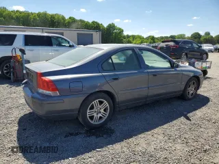 2005 Volvo S60 with VIN YV1RS592452426153, listed as a Copart auction lot 53129744 with 191,056 mi miles and Salvage Title. Bid and sale history available at carsss.com. Image 3.