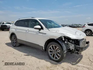 2023 Volkswagen Tiguan SE with VIN 3VV3B7AX7PM117286, listed as a Copart auction lot 57418985 with 21,162 mi miles and Salvage title. Bid and sale history available at DreamBid. Image 4.