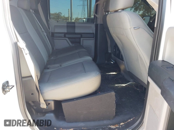 2016 Ford F-150 XLT with VIN 1FTEW1EF7GFB83167, listed as a IAAI auction lot 41676945 with 173,859 mi miles. Bid and sale history available at carsss.com. Image 8.