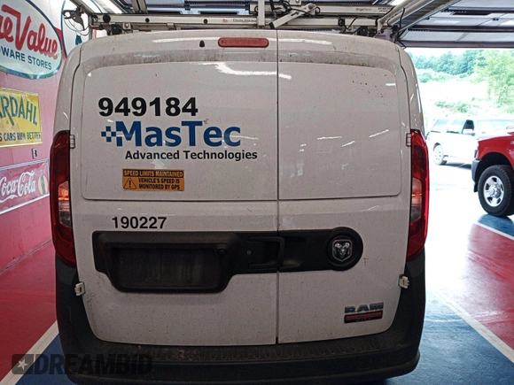 2019 Ram ProMaster City Cargo Tradesman z VIN ZFBHRFAB6K6M61931, wystawiony jako IAAI lot #42570041 z przebiegiem 152 309 mil mil oraz . Historia ofert i sprzedaży dostępna na DreamBid. Obrazek 35.