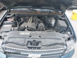 2008 Chevrolet Suburban LTZ with VIN 3GNFK16368G198691, listed as a IAAI auction lot 42305176 with 273,814 mi miles and . Bid and sale history available at DreamBid. Image 10.