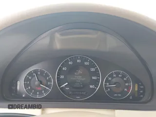 2008 Mercedes-Benz CLK 3.5L with VIN WDBTK56G98F236825, listed as a IAAI auction lot 42193752 with 127,318 mi miles. Bid and sale history available at carsss.com. Image 7.