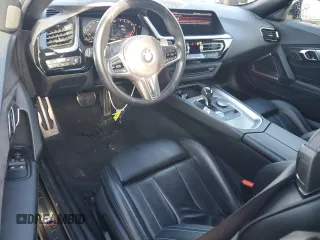 2020 BMW Z4 sDriveM40i with VIN WBAHF9C02LWW55809, listed as a Copart auction lot 48812855 with 39,680 mi miles and Salvage Title. Bid and sale history available at carsss.com. Image 8.