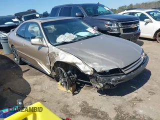 1994 Honda Accord EX with VIN 1HGCD715XRA013027, listed as a IAAI auction lot 41783969 with 255,233 mi miles and . Bid and sale history available at carsss.com. Image 1.