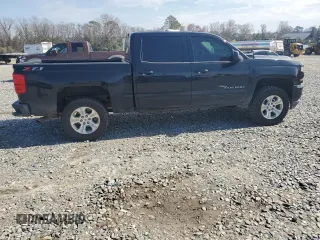 2018 Chevrolet Silverado 1500 LT with VIN 3GCUKREC3JG425552, listed as a Copart auction lot 46662535 with 122,469 mi miles and Salvage Title. Bid and sale history available at carsss.com. Image 3.