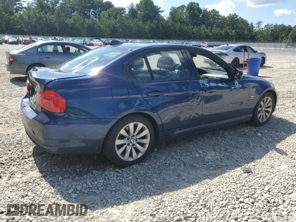 2011 BMW 3 Series 328i xDrive z VIN WBAPK5C57BA654405, wystawiony jako Copart lot #63236275 z przebiegiem 200 654 mil mil oraz Szkoda całkowita • Salvage title. Historia ofert i sprzedaży dostępna na DreamBid. Obrazek 3.
