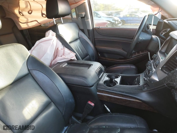 2018 Chevrolet Tahoe LT with VIN 1GNSCBKC1JR365875, listed as a IAAI auction lot 41584072 with 61,957 mi miles. Bid and sale history available at carsss.com. Image 5.