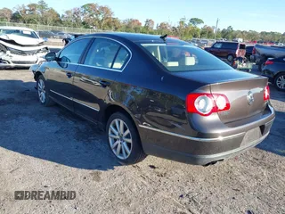2010 Volkswagen Passat Komfort with VIN WVWJK7AN9AE138884, listed as a IAAI auction lot 38454029 with 97,595 mi miles and . Bid and sale history available at DreamBid. Image 3.