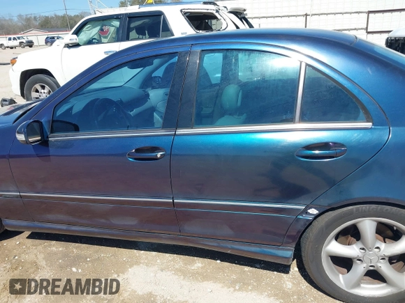 2005 Mercedes-Benz C 230 Kompressor with VIN WDBRF40J45F686777, listed as a IAAI auction lot 41675146 with Not Provided miles and . Bid and sale history available at DreamBid. Image 15.