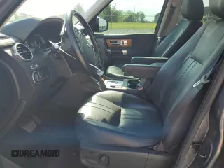 2015 Land Rover LR4 HSE with VIN SALAG2V6XFA777192, listed as a Copart auction lot 54305825 with 121,080 mi miles and Clean Title. Bid and sale history available at DreamBid. Image 7.
