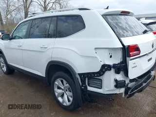 2019 Volkswagen Atlas SE с VIN 1V2LR2CA3KC543118, выставлен на аукционе IAAI как лот 41887298 с пробегом 103 261 миль миль и . История ставок и продаж доступна на DreamBid. Изображение 3.
