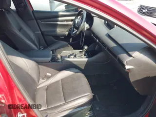 2019 Mazda 3 Preferred z VIN JM1BPAMM2K1135386, wystawiony jako IAAI lot #42420143 z przebiegiem 163 140 mil mil oraz . Historia ofert i sprzedaży dostępna na DreamBid. Obrazek 5.