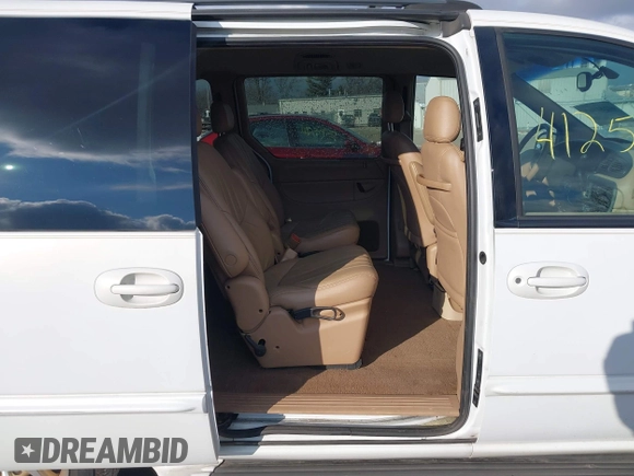 1998 Dodge Caravan LE with VIN 1B4GP54L7WB698340, listed as a IAAI auction lot 41252162 with 99,073 mi miles and . Bid and sale history available at carsss.com. Image 8.