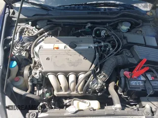 2003 Honda Accord LX with VIN JHMCM56353C063225, listed as a IAAI auction lot 42432611 with 202,916 mi miles and . Bid and sale history available at DreamBid. Image 10.