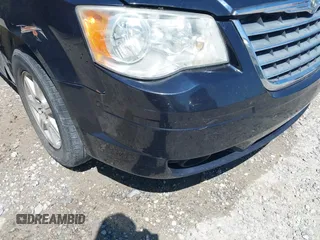 2010 Chrysler Town & Country Touring with VIN 2A4RR5D10AR282784, listed as a IAAI auction lot 42231696 with 173,049 mi miles and . Bid and sale history available at DreamBid. Image 17.