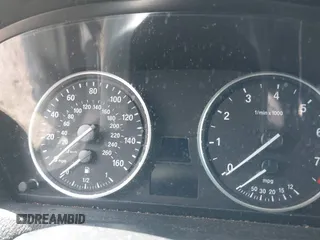 2012 BMW X5 35i z VIN 5UXZV4C56CL986384, wystawiony jako IAAI lot #41986665 z przebiegiem Nie podano mil oraz . Historia ofert i sprzedaży dostępna na DreamBid. Obrazek 7.