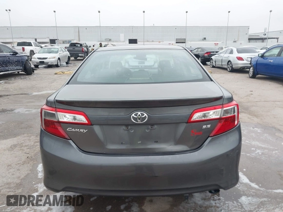 2014 Toyota Camry L with VIN 4T1BF1FK5EU304863, listed as a IAAI auction lot 41548606 with 145,201 mi miles. Bid and sale history available at carsss.com. Image 17.